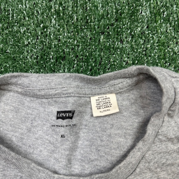 Levi's Graphic T Shirt Men's Size XL Gray Short Sleeve Crew Neck California Tee - Picture 4 of 7